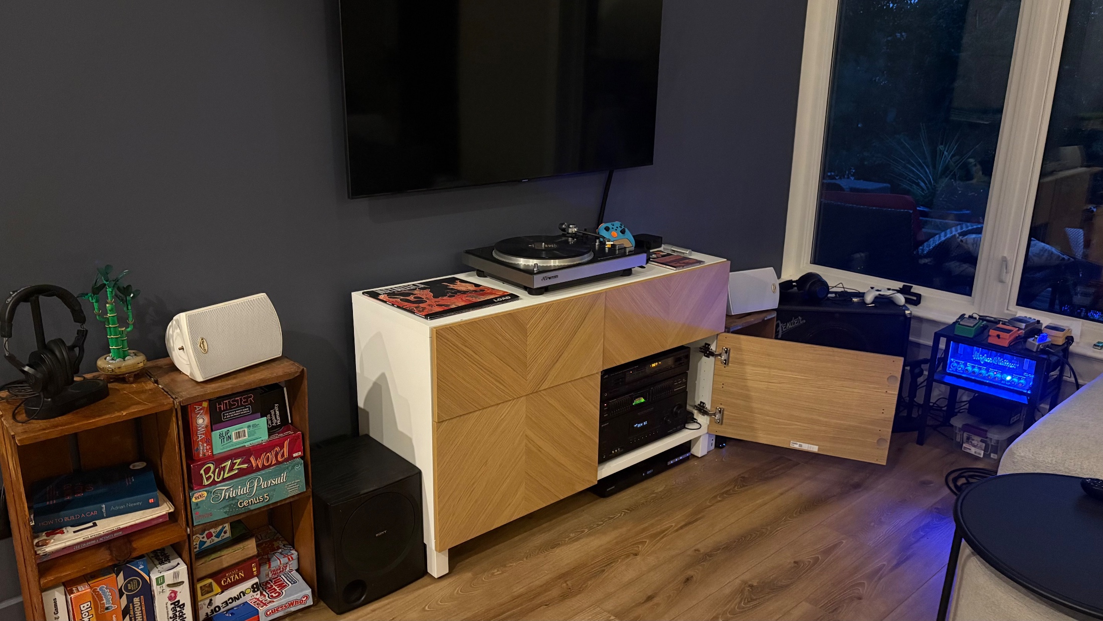 Basement music lounge