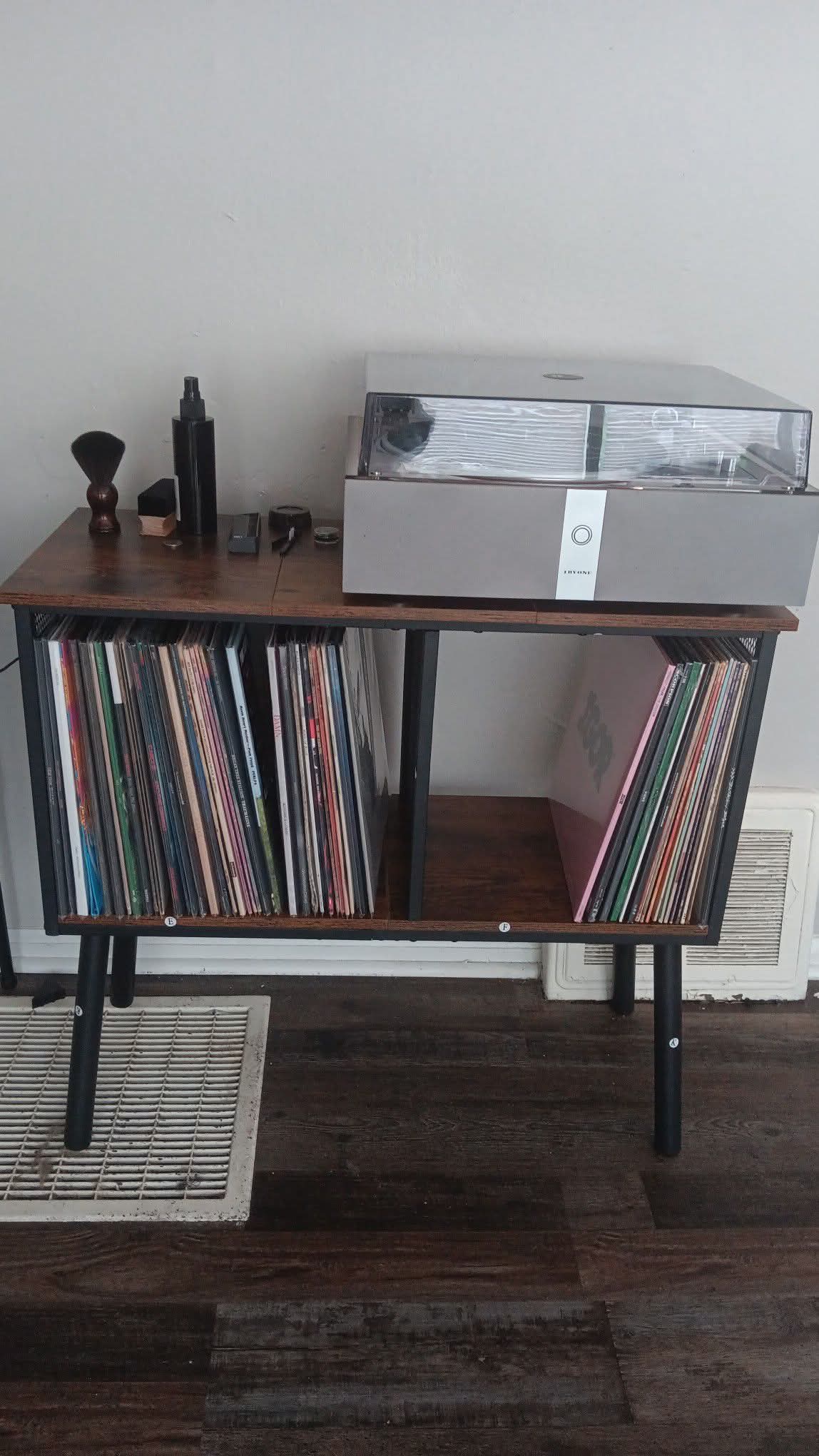 Dee's Retro Setup cover