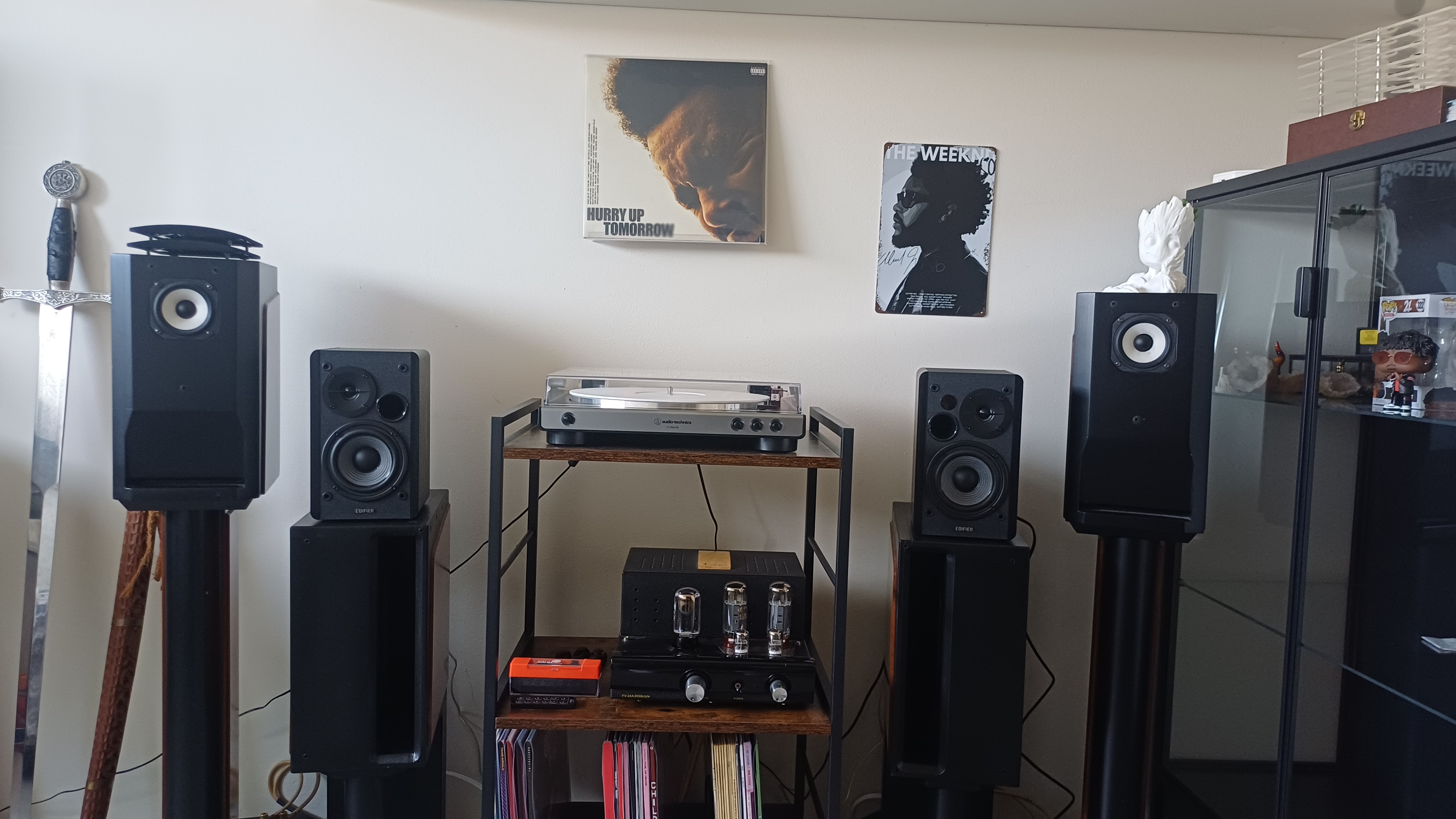 Julian's room setup